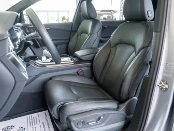Audi Q7 55TFSIe 3.0 Plug-in Hybrid Quattro 