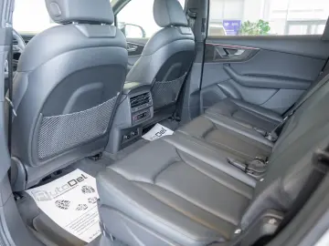 Audi Q7 55TFSIe 3.0 Plug-in Hybrid Quattro 