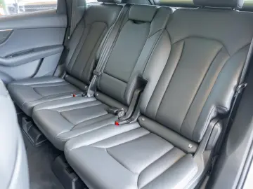 Audi Q7 55TFSIe 3.0 Plug-in Hybrid Quattro 