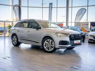 Audi Q7 55TFSIe 3.0 Plug-in Hybrid Quattro 