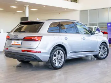 Audi Q7 55TFSIe 3.0 Plug-in Hybrid Quattro  S-Line