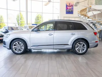 Audi Q7 55TFSIe 3.0 Plug-in Hybrid Quattro  S-Line