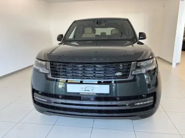 Land Rover Range Rover P460e HSE 22''LM PANO AHK BLACK-PACK