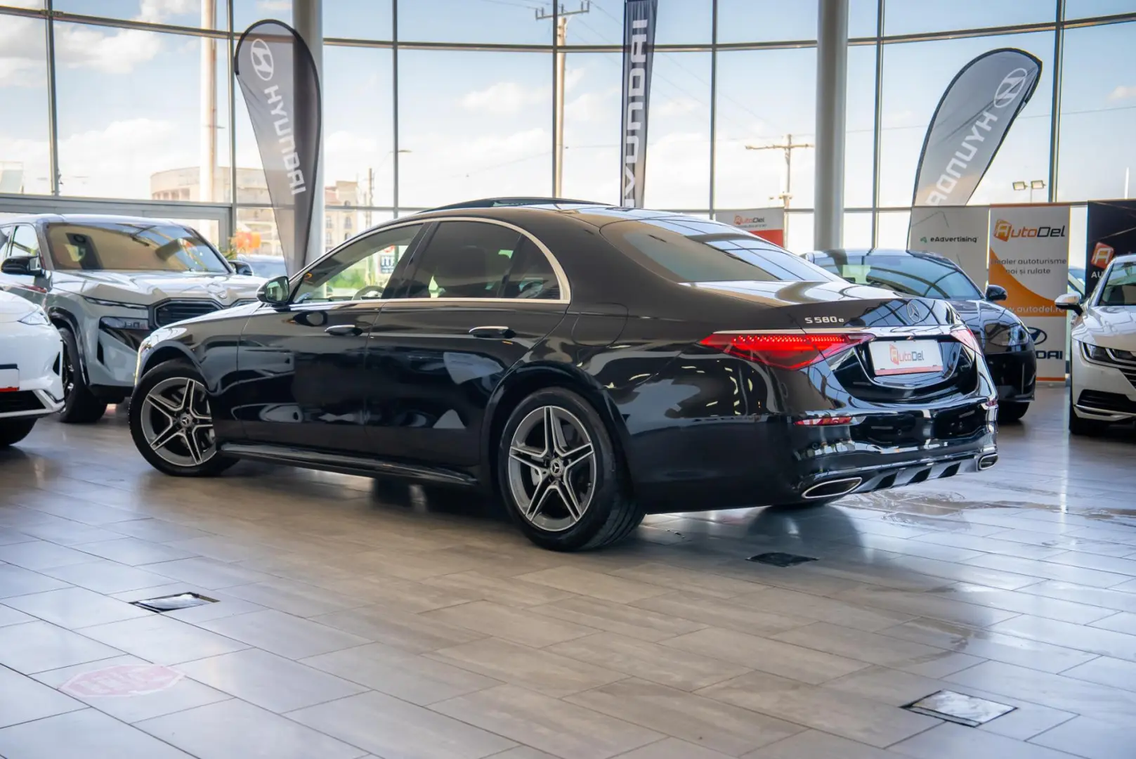 Mercedes-Benz S-Class 580e 4Matic 9G-Tronic 