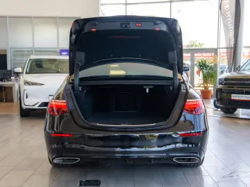 Mercedes-Benz S-Class 580e 4Matic 9G-Tronic 