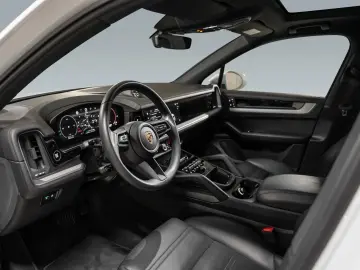 Cayenne E-Hybrid Beifahrerdisplay Massagesitze