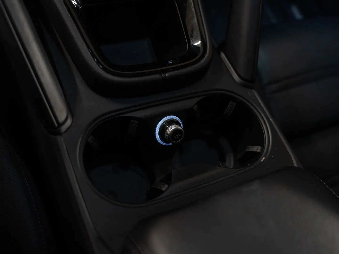 Cayenne E-Hybrid Beifahrerdisplay Massagesitze