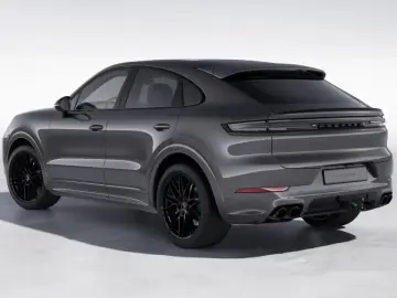 Cayenne S Coupe | Beifahrerdisplay | BOSE |