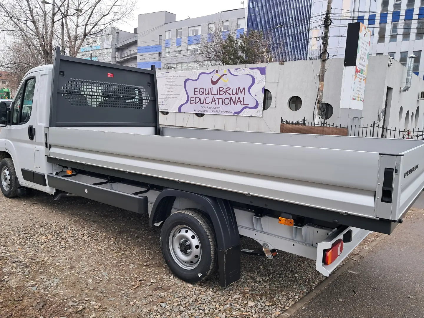 PEUGEOT BOXER Platou Cabina Simpla L4 2.2 diesel 140 CP