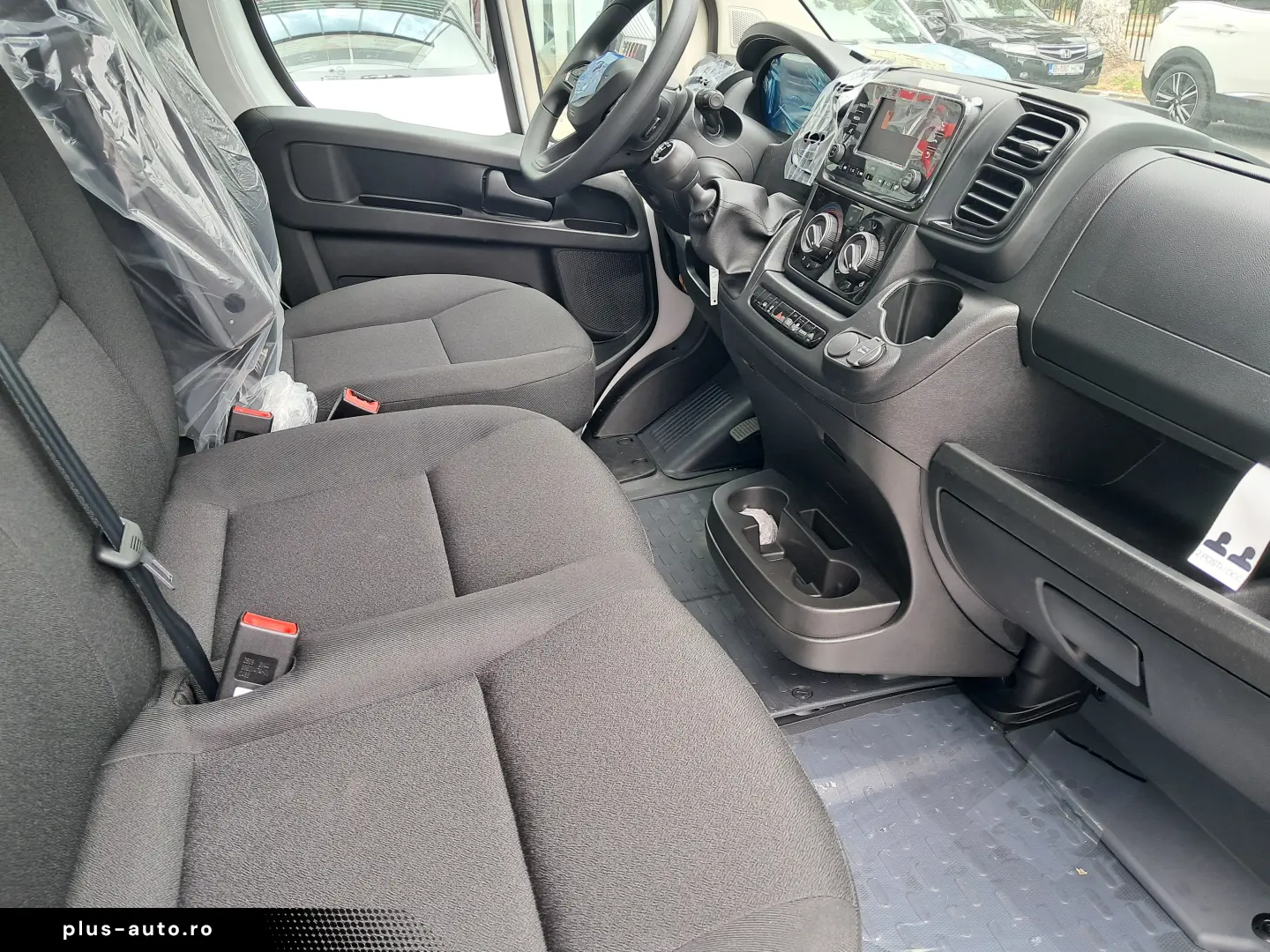 PEUGEOT BOXER Platou Cabina Simpla L4 2.2 diesel 140 CP