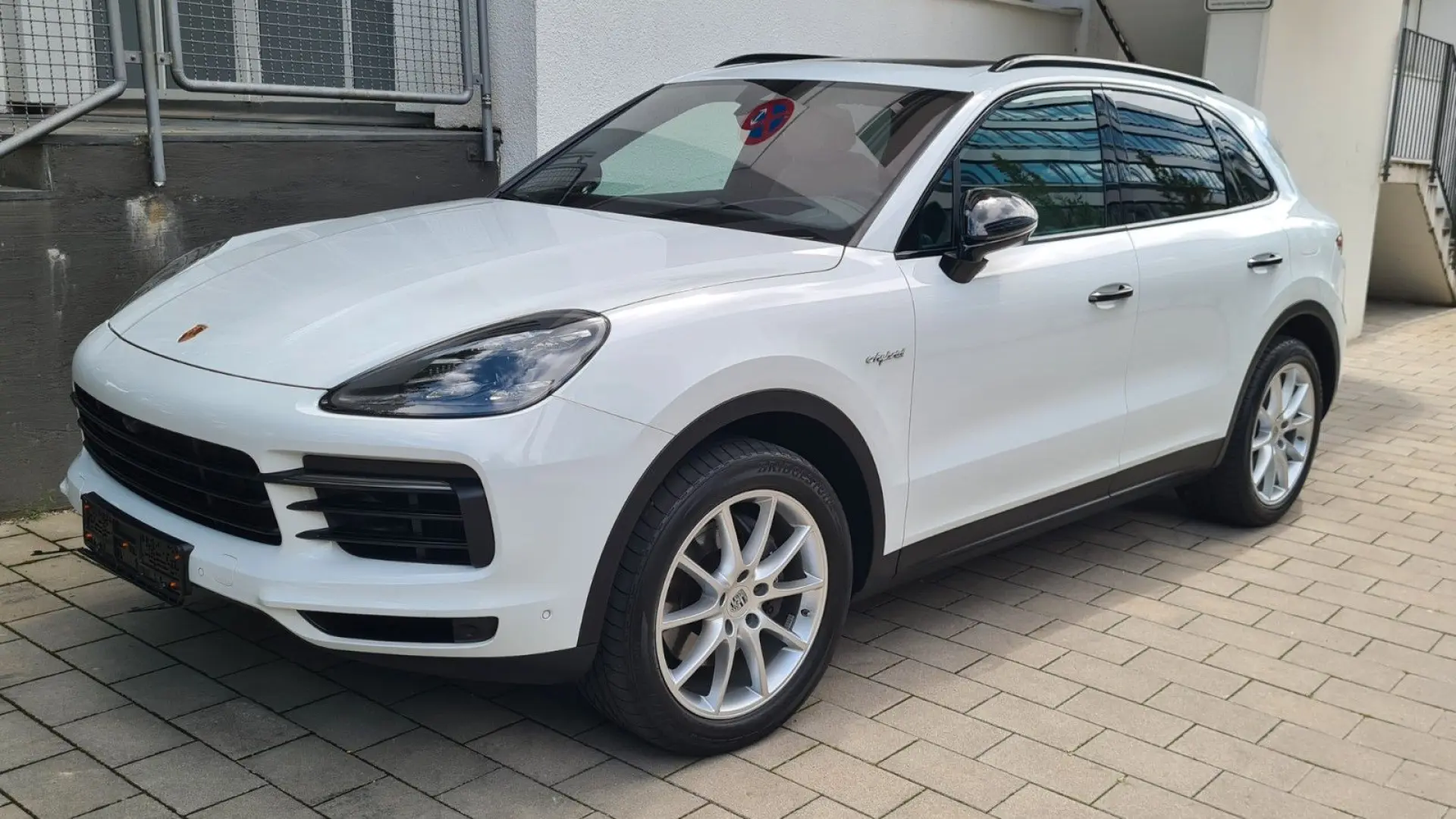 Cayenne E-Hybrid,Pano,AHK,Kamera360,PDLS+,HUD,Me