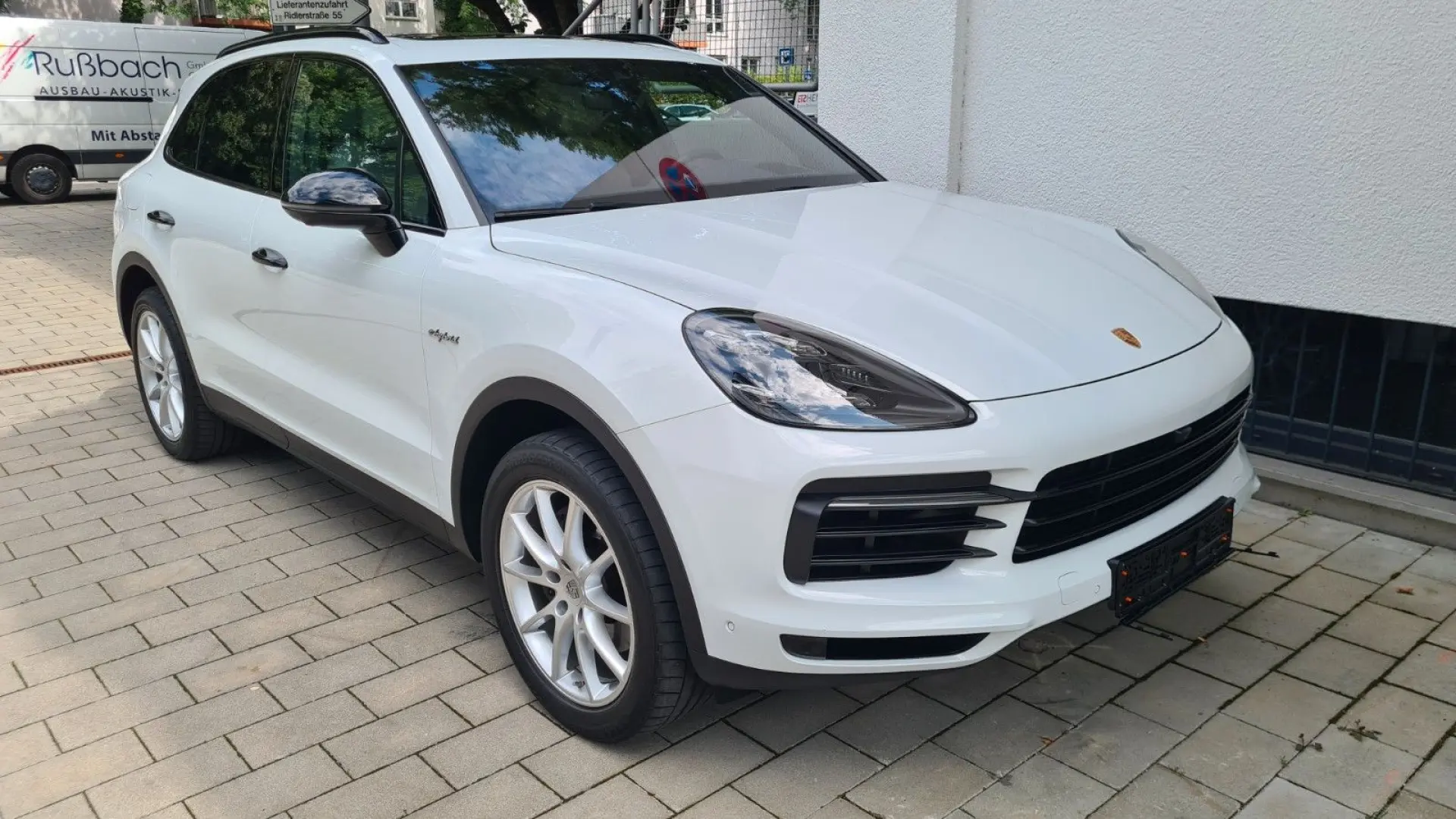 Cayenne E-Hybrid,Pano,AHK,Kamera360,PDLS+,HUD,Me