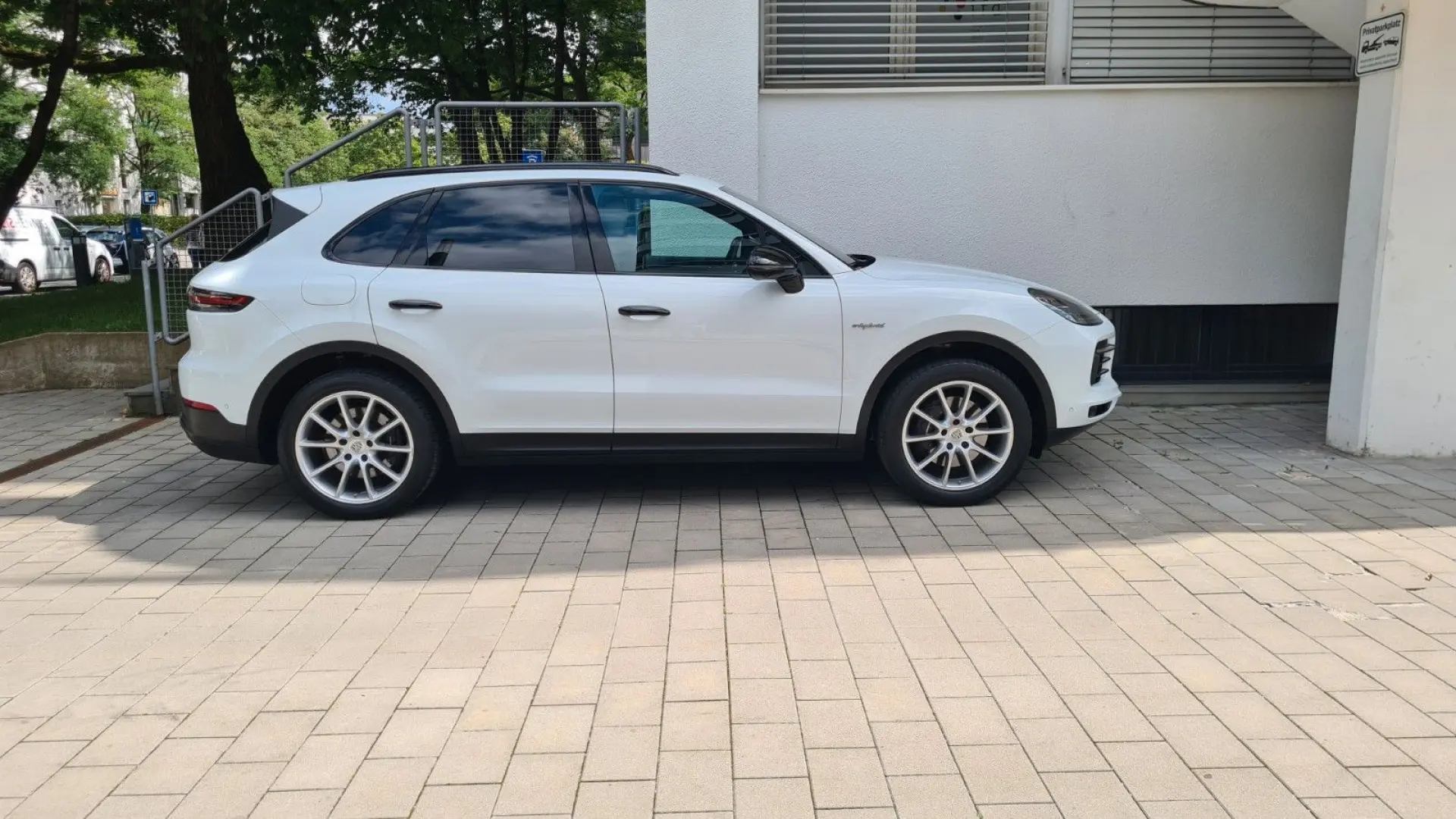 Cayenne E-Hybrid,Pano,AHK,Kamera360,PDLS+,HUD,Me