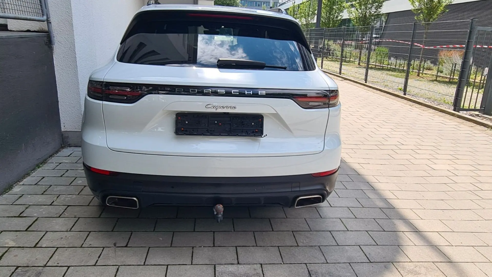 Cayenne E-Hybrid,Pano,AHK,Kamera360,PDLS+,HUD,Me