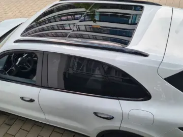 Cayenne E-Hybrid,Pano,AHK,Kamera360,PDLS+,HUD,Me