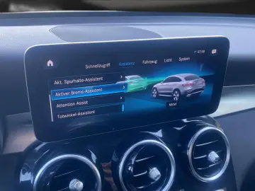 GLC 300 e Coupe 19`VollLeder*LED*Distro*DAB*Kame