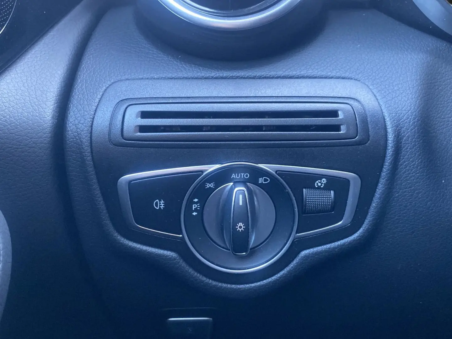 GLC 300 e Coupe 19`VollLeder*LED*Distro*DAB*Kame
