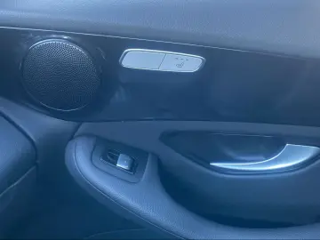 GLC 300 e Coupe 19`VollLeder*LED*Distro*DAB*Kame