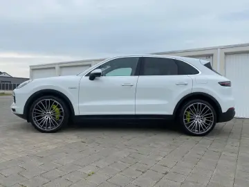 Cayenne E-Hybrid 1. Hand MwSt. 22 Techart