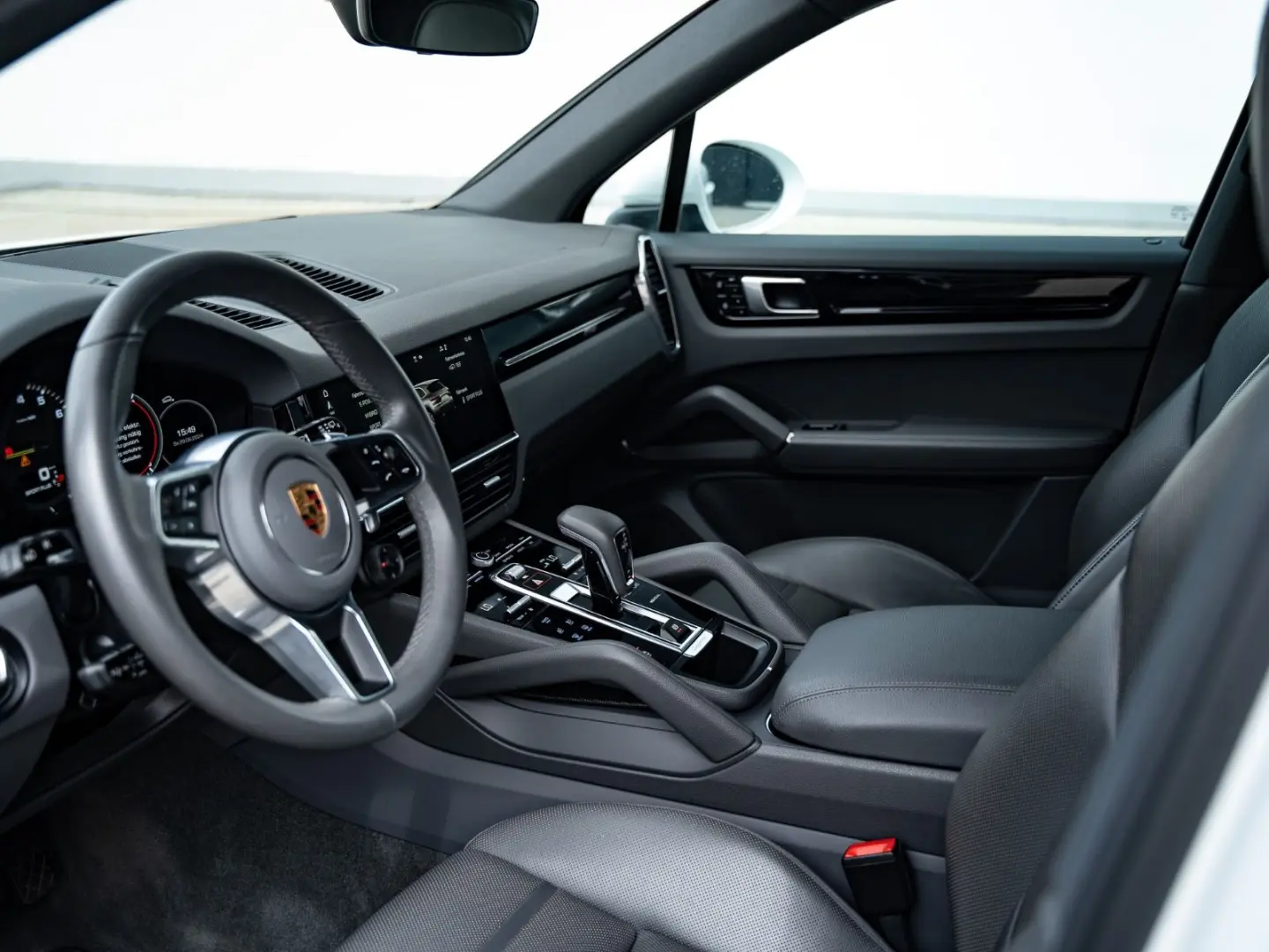 Cayenne E-Hybrid, 1. Hand, MwSt. 22 Techart