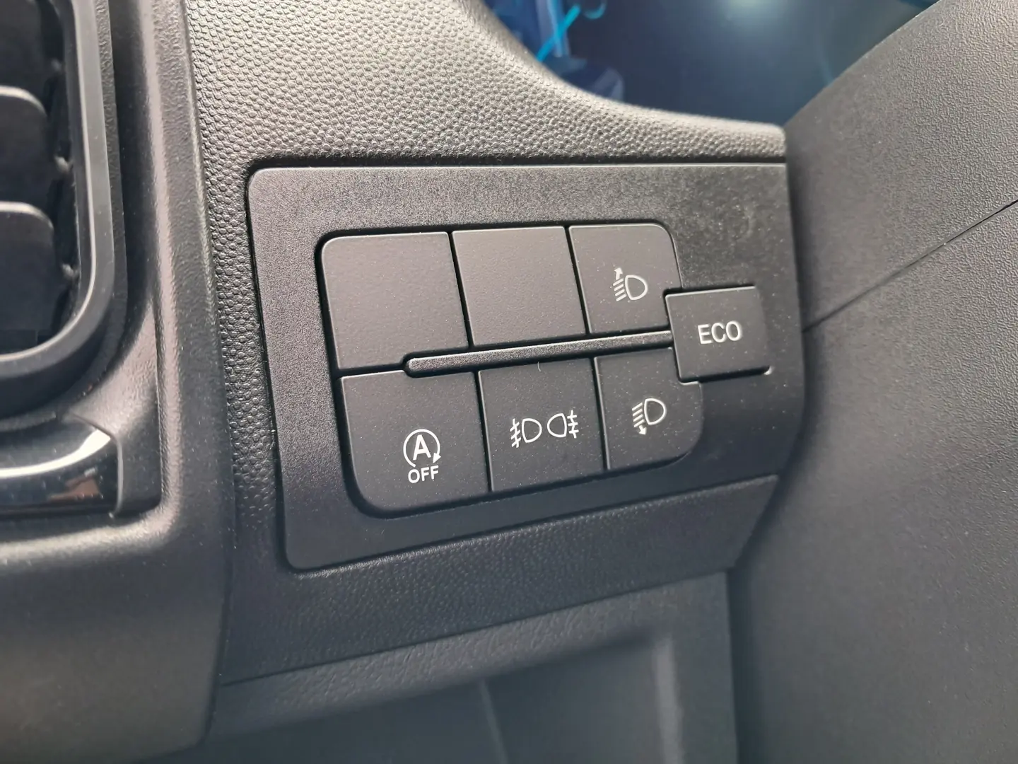 PEUGEOT BOXER Platou Cabina Dubla L4 2.2 diesel 140 CP