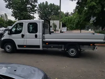 PEUGEOT BOXER Platou Cabina Dubla L4 2.2 diesel 140 CP