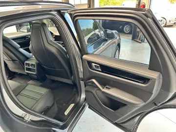 Cayenne E-Hybrid Head Up*Panorama*Leder*1.Hand
