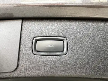 Cayenne E-Hybrid Head Up*Panorama*Leder*1.Hand