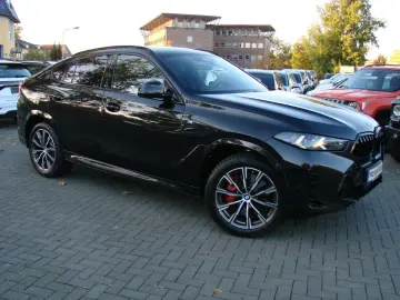 X6 30d xDrive M Sport Pro Pano HeadUp AHK