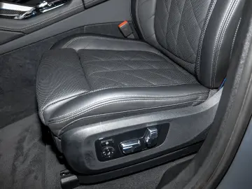 X6 xDrive30d M Sport HUD RFK NAVI LED Sound Syst