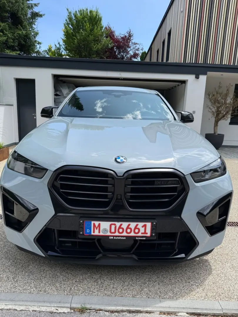 X6 M Baureihe  Competition B&W Carbon ,SKY  Full