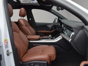 Q7 50 TDI quat STNDHZ 7SITZER PANO AHK LUFT 360°