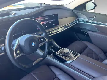 740d xDrive Limousine DAB Aktivlenkung RFK PDC