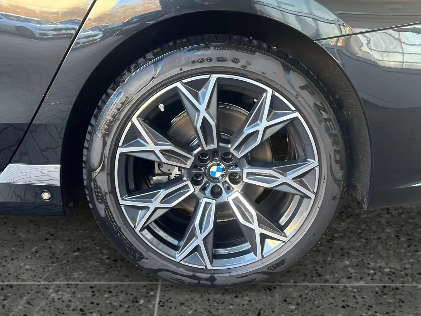 740d xDrive Limousine DAB Aktivlenkung RFK PDC