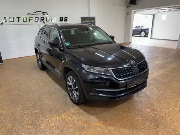 KodiaqDrive 125 2.0TDI DSG/AHK/STANDHEIZ/CAM/19