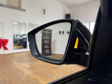 KodiaqDrive 125 2.0TDI DSG/AHK/STANDHEIZ/CAM/19