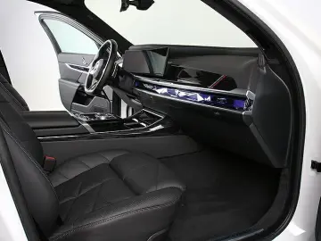 740d xDr. M Sport Autob.asst. ACC Panorama Sthz.