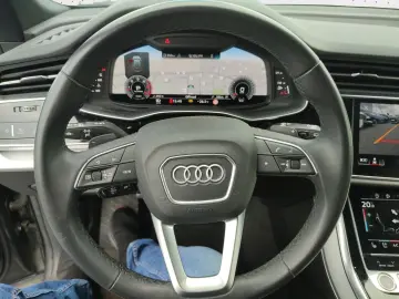 Q8 50 TDI quattro S line selection*Navi*Matrix*A