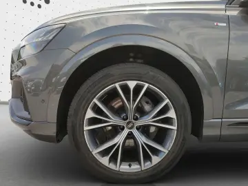 Q8 50 TDI quattro S line selection*Navi*Matrix*A
