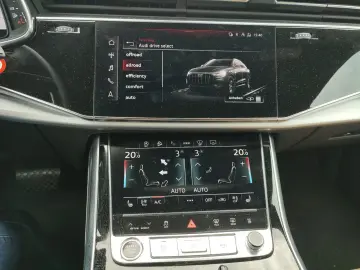 Q8 50 TDI quattro S line selection*Navi*Matrix*A
