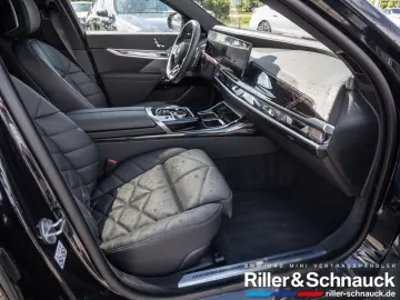 740d xDrive M-Sport ACC STANDHZ PANO 360° RSE