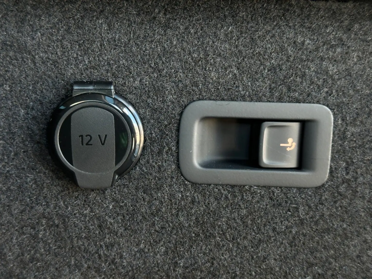 Kodiaq Exclusive 193PS 4x4 STHZ PADACH DCC AHK