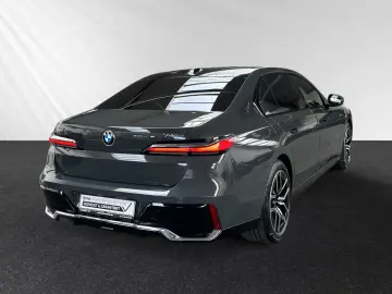 740d xDrive M Sport|Fond-Entertainment|Panorama