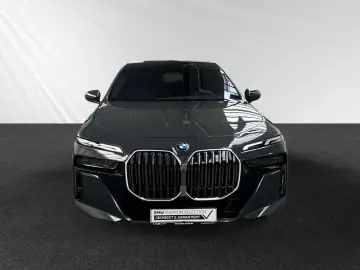 740d xDrive M Sport|Fond-Entertainment|Panorama
