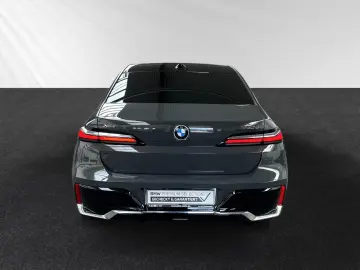 740d xDrive M Sport|Fond-Entertainment|Panorama
