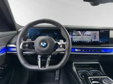 740d xDrive M Sport|Fond-Entertainment|Panorama
