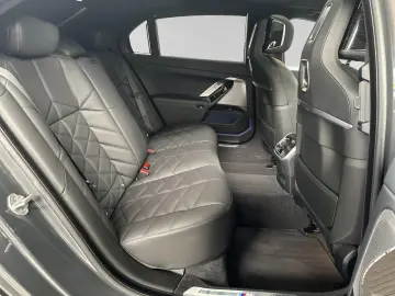 740d xDrive M Sport|Fond-Entertainment|Panorama
