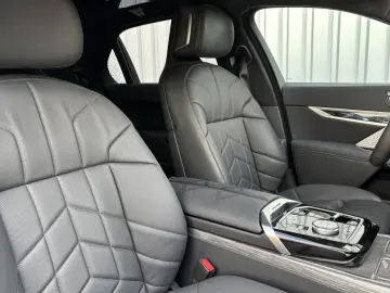 740d xDrive M Sport B&W,LoungeSeating,FondEnter