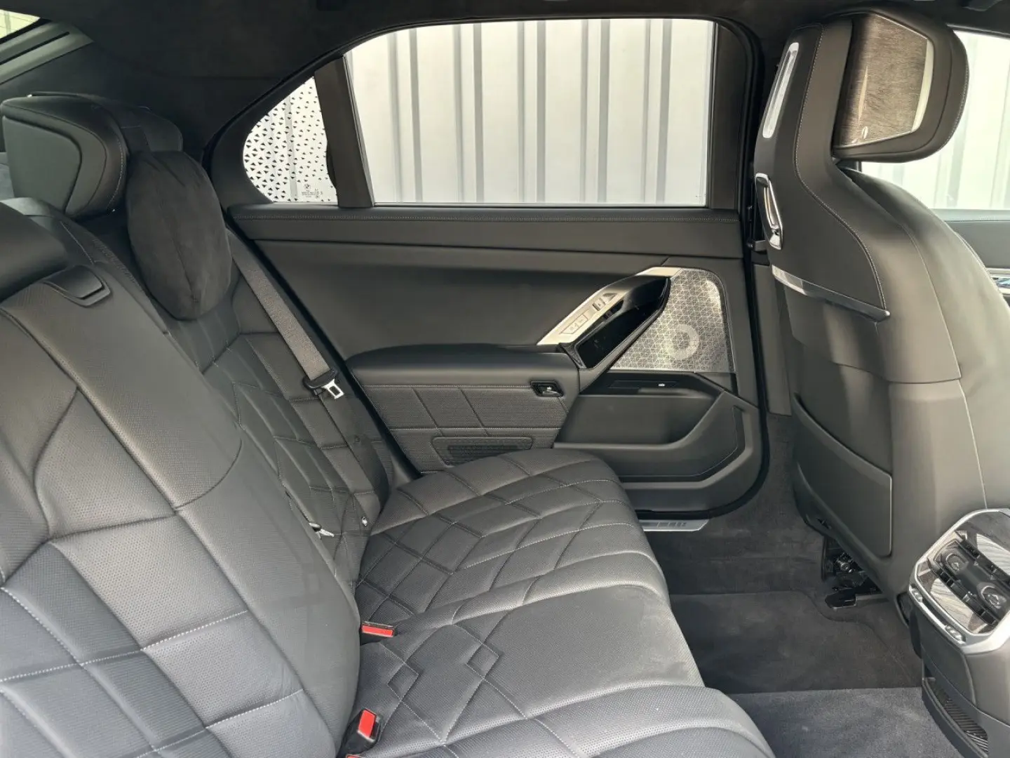 740d xDrive M Sport B&W,LoungeSeating,FondEnter