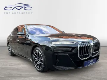 740 d xDrive M SportPaket TV/Kristall/SkyLounge